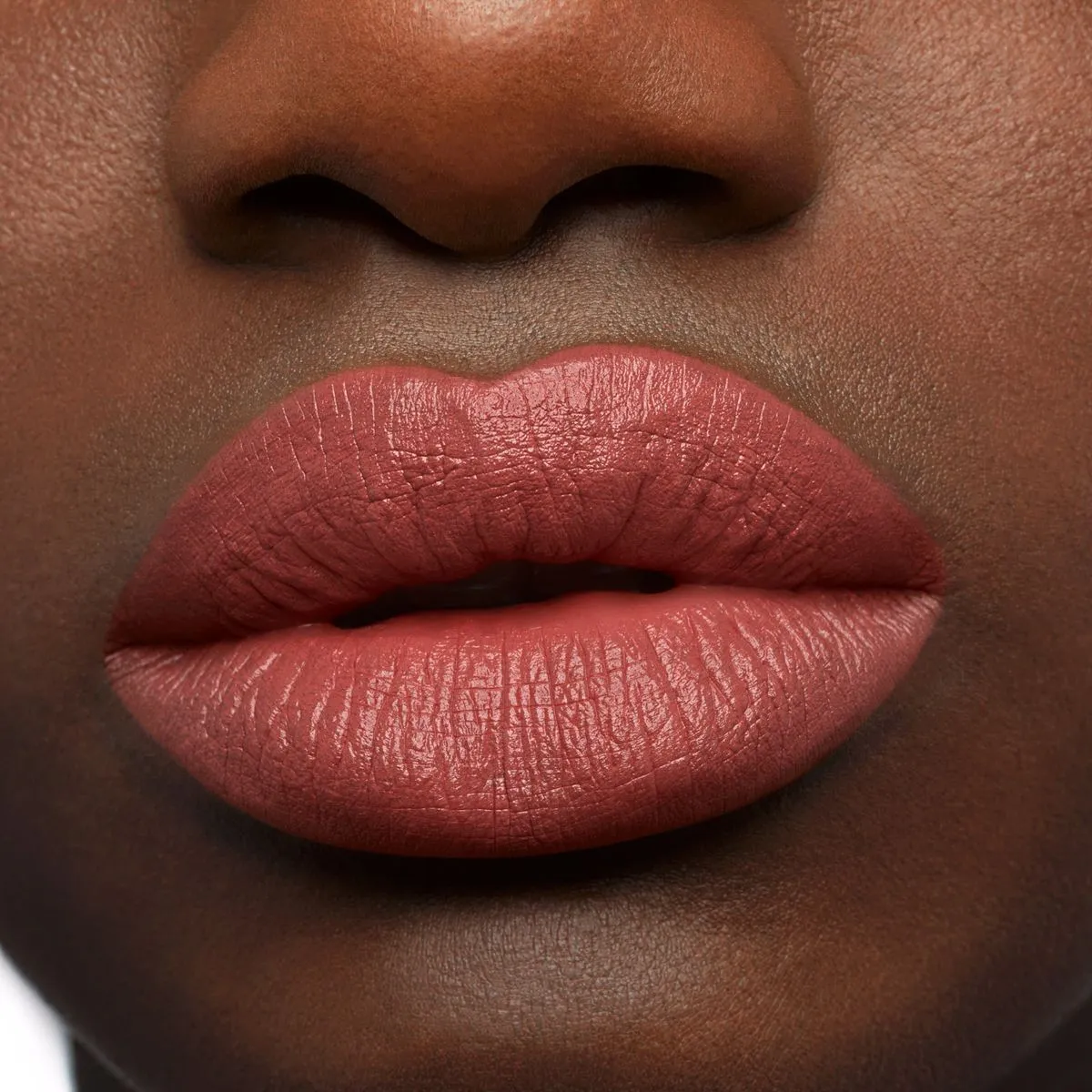 Christian Louboutin Rouge Louboutin Silky Satin – Satin lipstick – Bobo Blush 385 - Beauty - alternate view 5